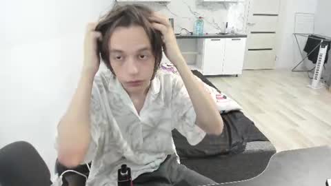 nolan_sagee online show from 14, 6, 2026