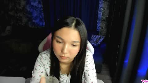 Snapshot of nomibean chatting on 7, 6, 2026 nomi online show from 7, 6, 2026