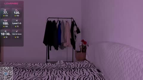 Rina Rabbit online show from 8, 3, 2025