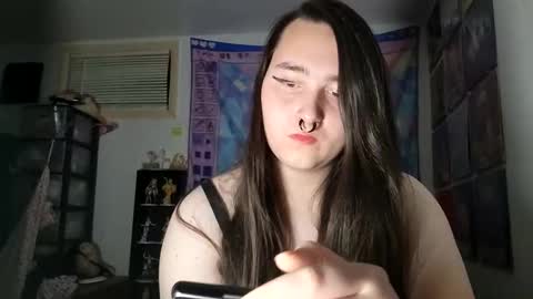 Snapshot of nonbinarybeauty20 chatting on 4, 3, 2025 nonbinarybeauty20 online show from 4, 3, 2025