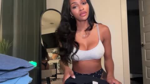NoodsOverNudes online show from 28, 7, 2026