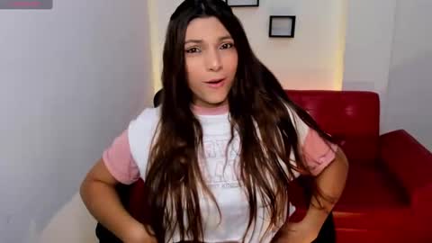 Snapshot of nora22xx chatting on 10, 9, 2025 Nora online show from 10, 9, 2025