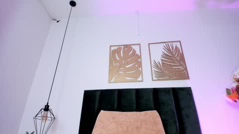 Nora Da Silva online show from 18, 1, 2025