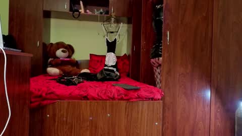 QueenManifest online show from 9, 1, 2026