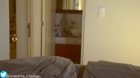 Ariane online show from 26, 2, 2025