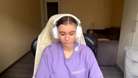 Elena online show from 24, 4, 2026