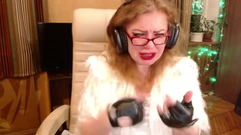 Snapshot of norma_gin chatting on 8, 7, 2026 miss Tress online show from 8, 7, 2026