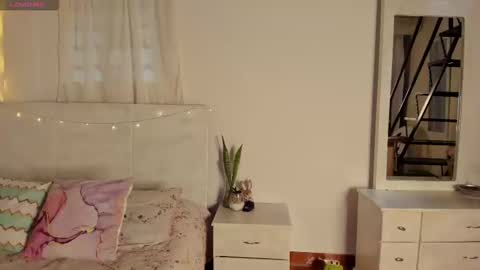 Norma Jeaane online show from 27, 2, 2025