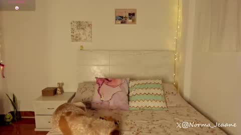 Norma Jeaane online show from 23, 9, 2025