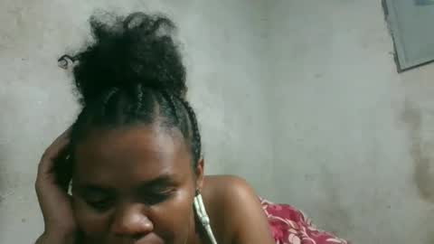 nosminah01 online show from 29, 3, 2026