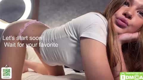 Snapshot of notecarret chatting on 1, 11, 2025 notecarret online show from 1, 11, 2025