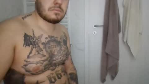 Snapshot of notoriusbucky chatting on 1, 12, 2025 DanBilzerianRo online show from 1, 12, 2025