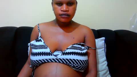 Snapshot of notoy1 chatting on 23, 7, 2026 notoy1 online show from 23, 7, 2026
