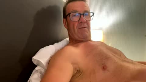 Snapshot of nottsaust chatting on 3, 2, 2026 Nottsaust online show from 3, 2, 2026