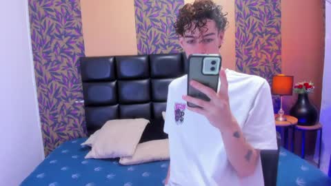 Nova Salvatore online show from 28, 4, 2026