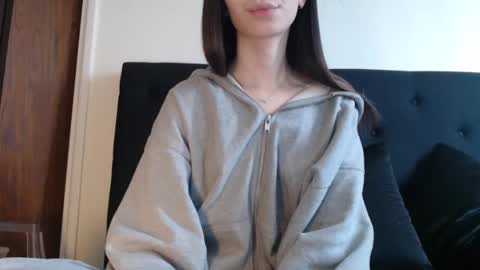 Olivia online show from 17, 12, 2024