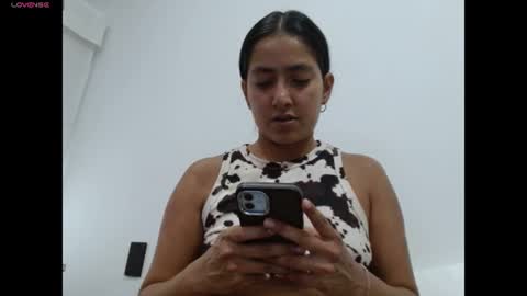 Snapshot of novaperotti chatting on 25, 6, 2026 novaperotti online show from 25, 6, 2026