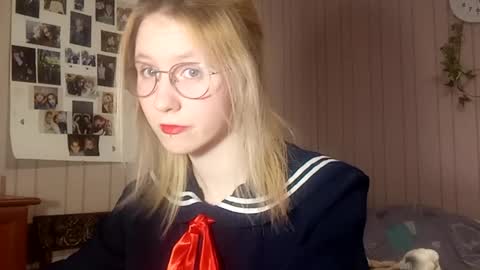 Sari  It is my first day  online show from 12, 2, 2026