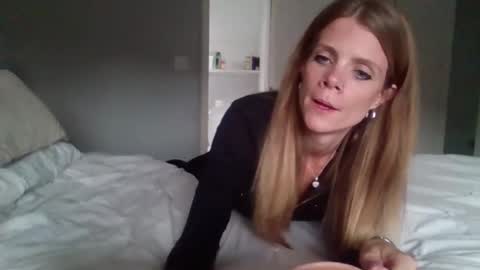 Snapshot of nudgemanalice69 chatting on 13, 10, 2025 Alice Nudgeman online show from 13, 10, 2025