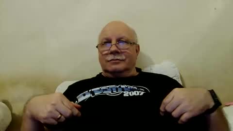 nukiss online show from 10, 12, 2024