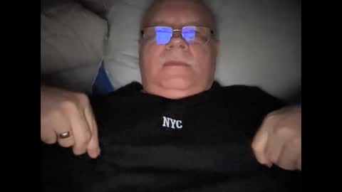 nukiss online show from 5, 1, 2025