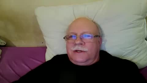 nukiss online show from 26, 2, 2025