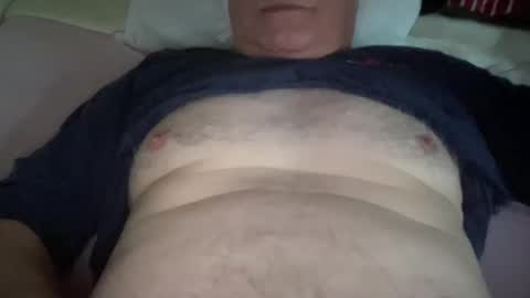 nukiss online show from 25, 11, 2025