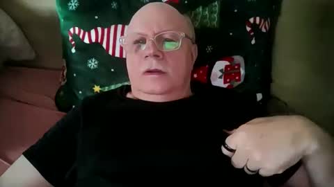 nukiss online show from 18, 12, 2025