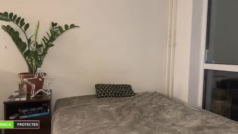 nura_foxx online show from 18, 1, 2025