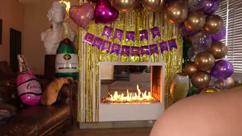 Snapshot of nuryforerogh chatting on 15, 1, 2025 Nury Forero online show from 15, 1, 2025