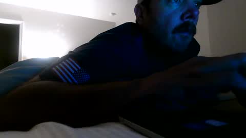 nuttincowboy727272 online show from 19, 4, 2026