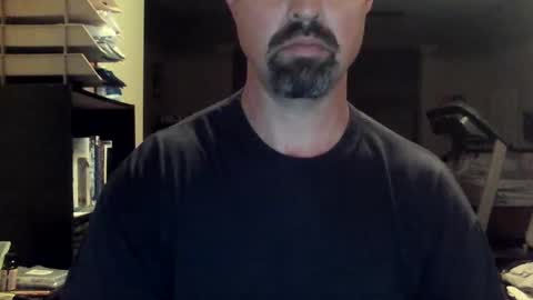 nvrenuff1979 online show from 9, 9, 2025