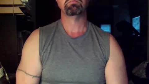 nvrenuff1979 online show from 10, 10, 2025