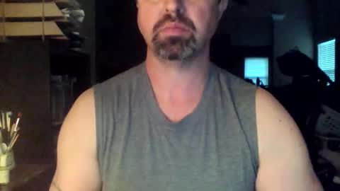 nvrenuff1979 online show from 19, 1, 2026