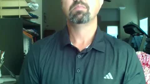 Snapshot of nvrenuff1979 chatting on 3, 5, 2026 nvrenuff1979 online show from 3, 5, 2026