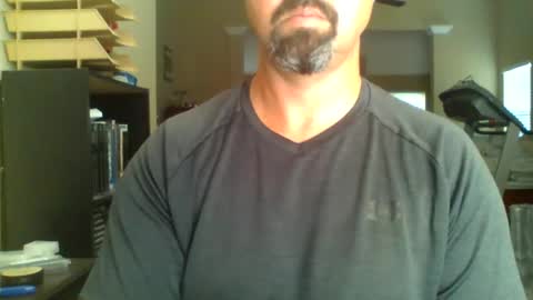 nvrenuff1979 online show from 15, 6, 2026