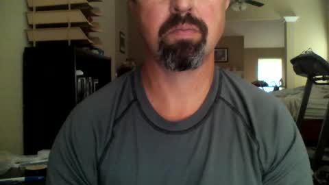 nvrenuff1979 online show from 16, 6, 2026
