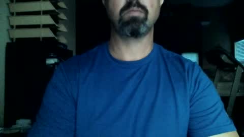 nvrenuff1979 online show from 22, 6, 2026