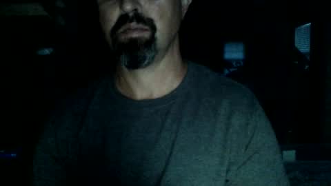 nvrenuff1979 online show from 14, 7, 2026