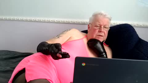 stockings  suspenders mad online show from 18, 5, 2026