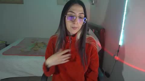 Snapshot of nymph_frida chatting on 16, 12, 2025 Frida online show from 16, 12, 2025