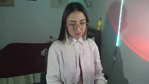 Snapshot of nymph_frida chatting on 6, 3, 2026 Frida online show from 6, 3, 2026