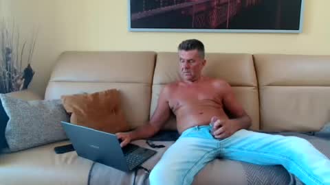 Marc online show from 4, 8, 2026