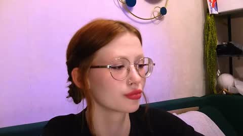 nyra_thira online show from 16, 6, 2026