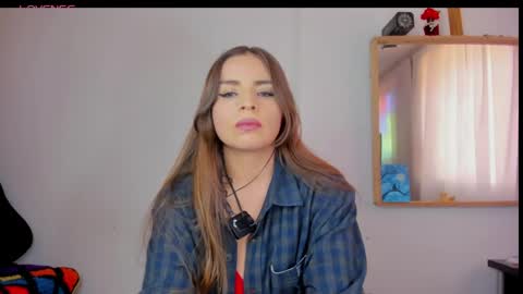 Laura nyu online show from 30, 4, 2026