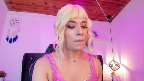 Snapshot of nyx__blackwood chatting on 12, 1, 2025 nyx__blackwood online show from 12, 1, 2025