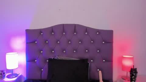   online show from 13, 1, 2025