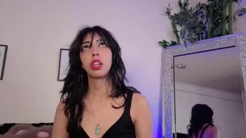   online show from 26, 9, 2025