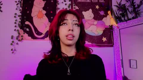 Snapshot of nyx_nayla chatting on 2, 12, 2025 online show from 2, 12, 2025