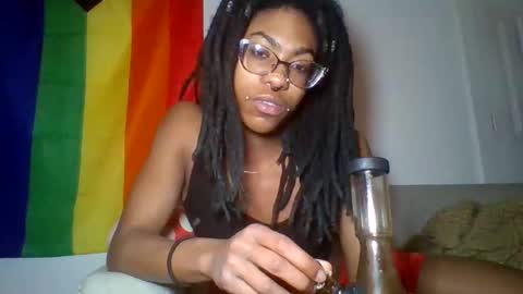 Snapshot of nyxstix chatting on 23, 12, 2025 nyxstix online show from 23, 12, 2025